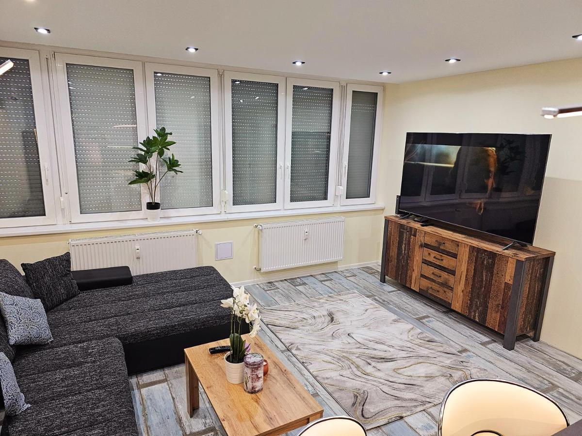 Urban Loft Appartement Salgótarján Buitenkant foto