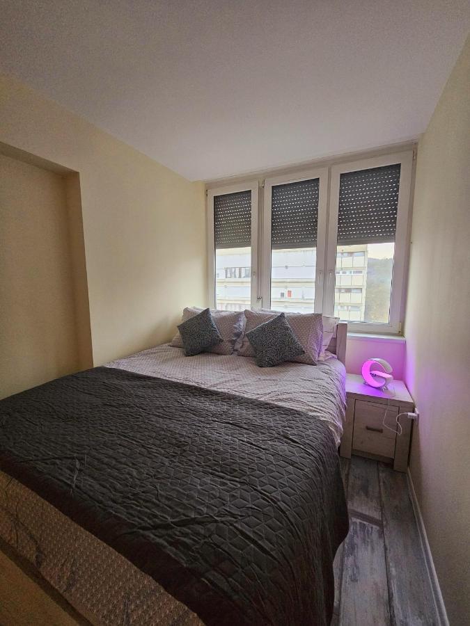 Urban Loft Appartement Salgótarján Buitenkant foto