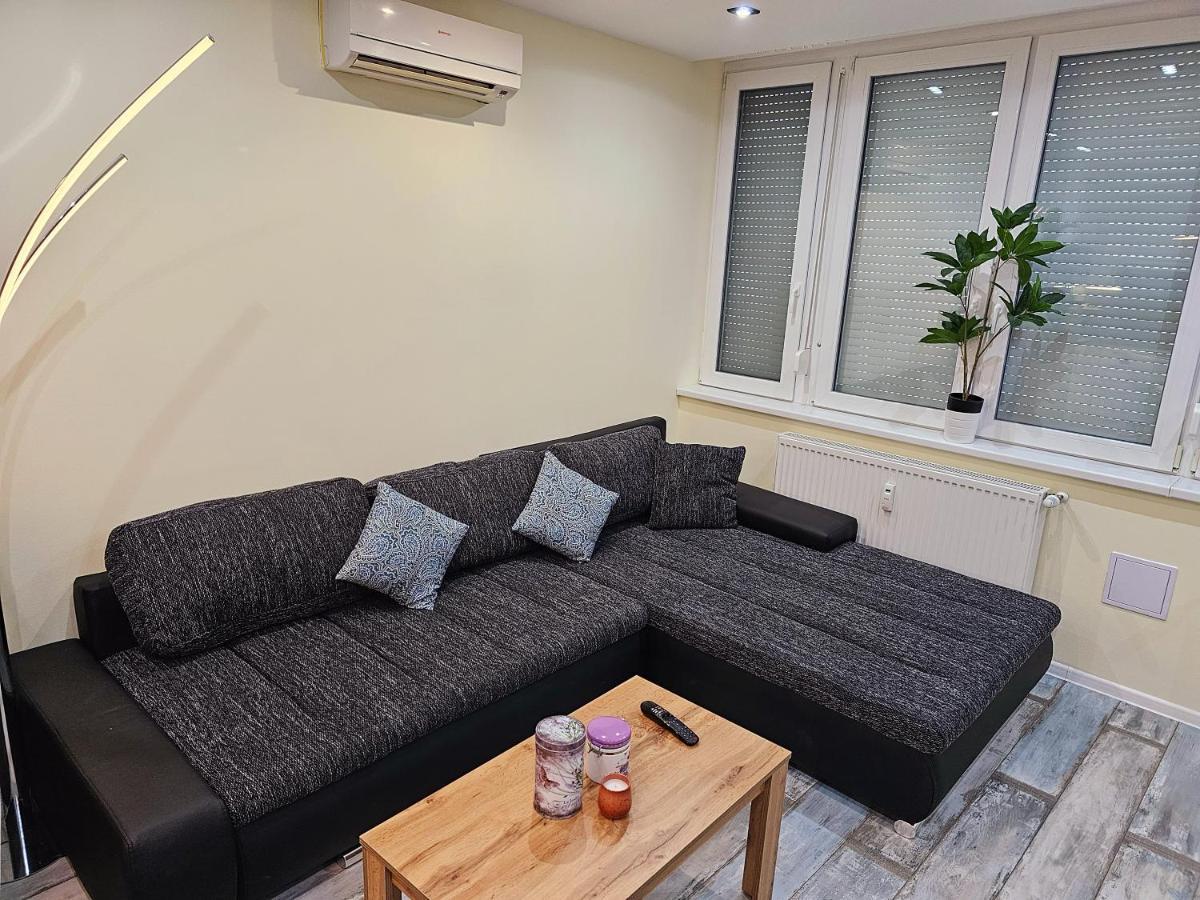 Urban Loft Appartement Salgótarján Buitenkant foto